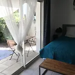 Cosy Private Bath And Garden أنغليه