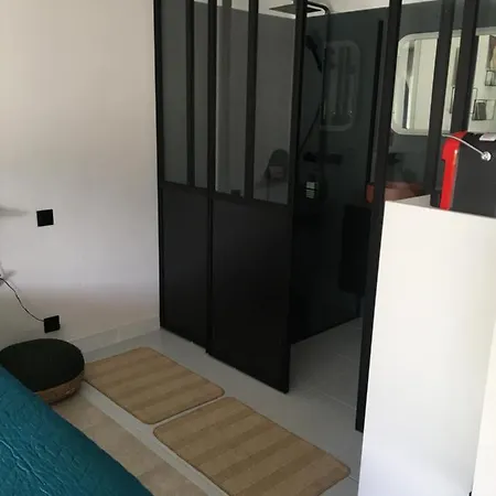 Cosy Private Bath And Garden 3*