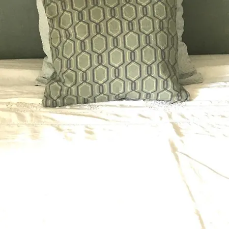 ゲストハウス Cosy Private Bath And Garden 3*