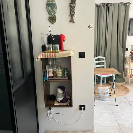 ゲストハウス Cosy Private Bath And Garden 3*