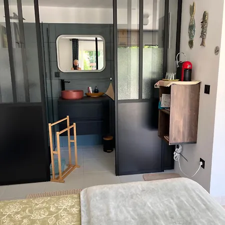 ゲストハウス Cosy Private Bath And Garden アングレット