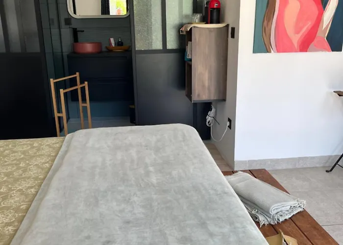 Cosy Private Bath And Garden Gæstehus